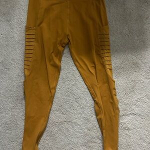 Mono B Mustard High-Waist Moto Leggings with Pockets - Size M
